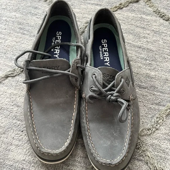 Men’s sperrys - Picture 2 of 3